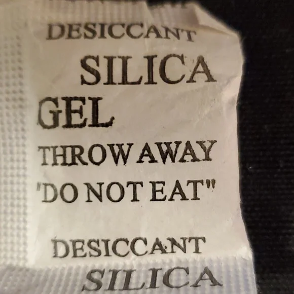 Giani Bernini NWOT Signature Crossbody - Picture 8 of 15